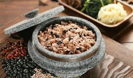 Cơm ngũ cốc ( 오곡밥 )