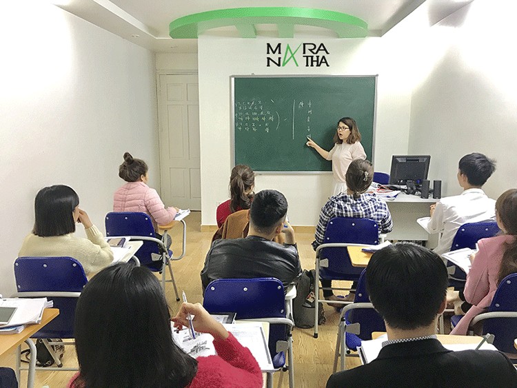 lớp tiếng hàn sơ cấp tại trung tâm