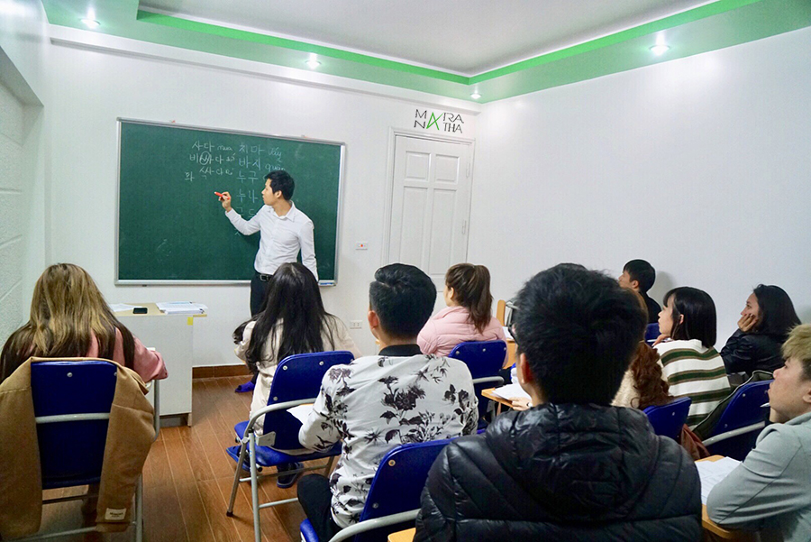 Lớp tiếng Hàn sơ cấp ca tối