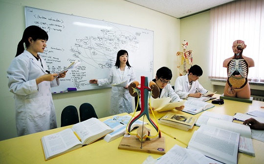 Điều kiện để đi du học ngành y tại Hàn Quốc