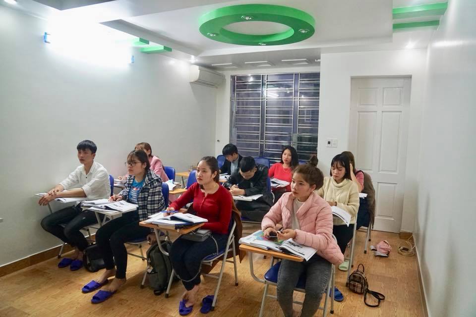 Hình ảnh lớp tiếng Hàn ca sáng ở MARANATHA