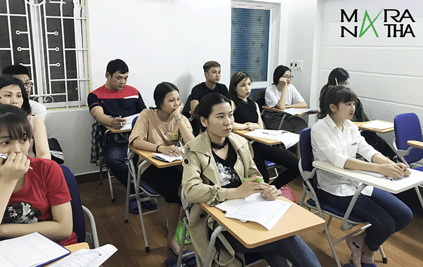 Lớp tiếng Hàn trung cấp tại trung tâm