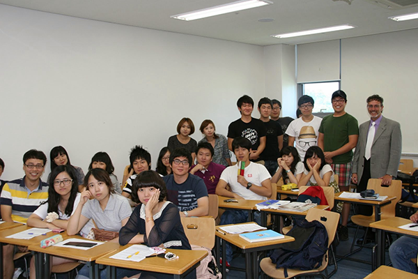 Sinh viên học nghề ở Hàn Quốc